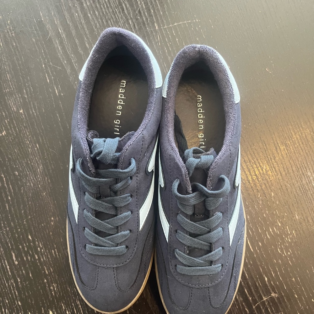 Madden Girl Blue Sneakers Suede Low-Top